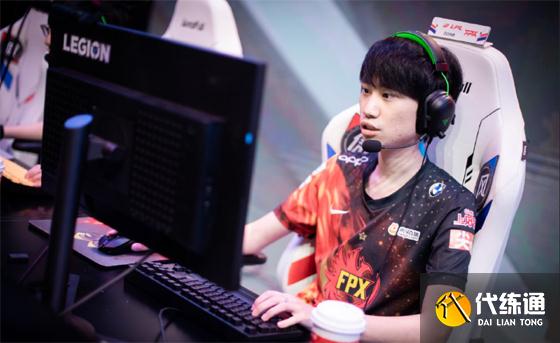 LOL：外国网友热议FPX击败LNG：5个世界冠军＞0个世界冠军