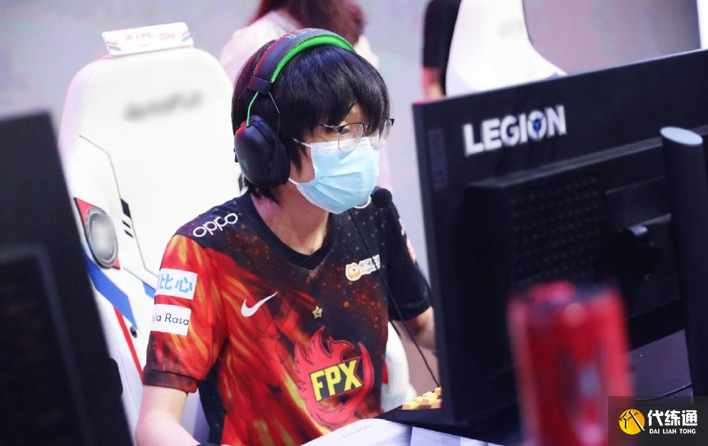 “FPX遭到拳头针对”,LOL公布S11前置更新,杰斯削弱鳄鱼废了